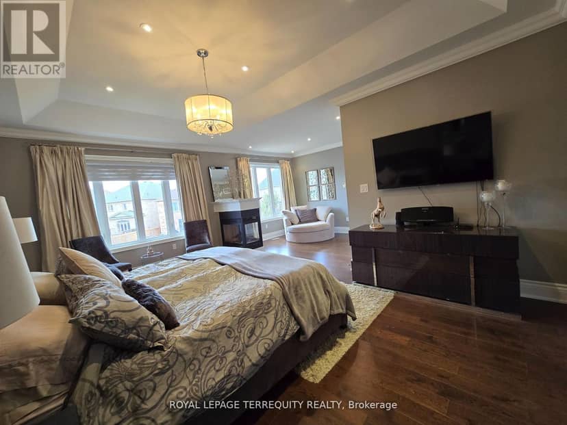 19 Black Diamond Crescent — photo 22 of 40