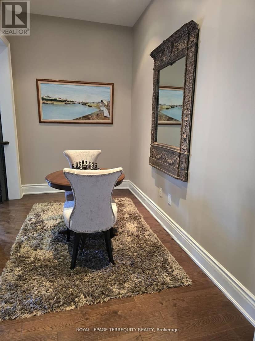19 Black Diamond Crescent — photo 31 of 40