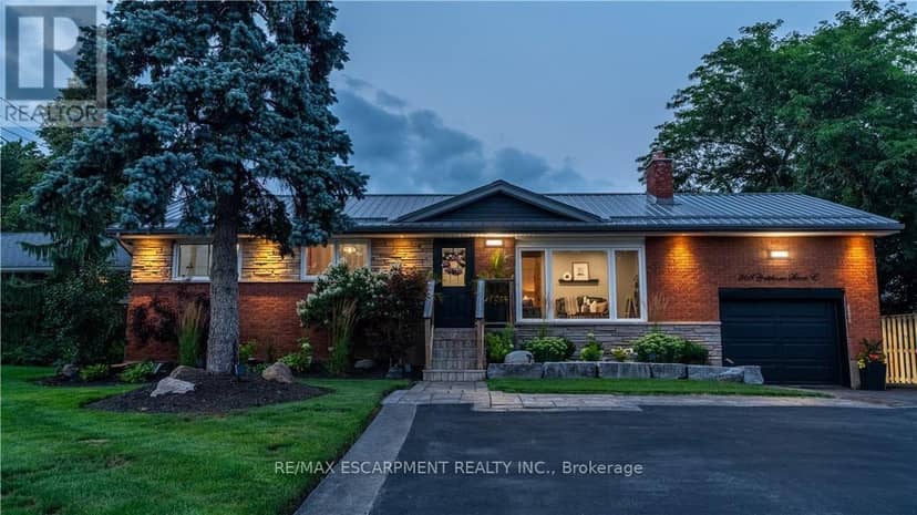 368 Caithness Street — photo 1 of 40