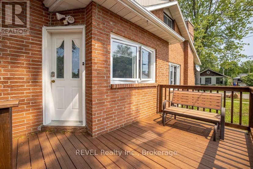 353 Oakwood Avenue — photo 2 of 32
