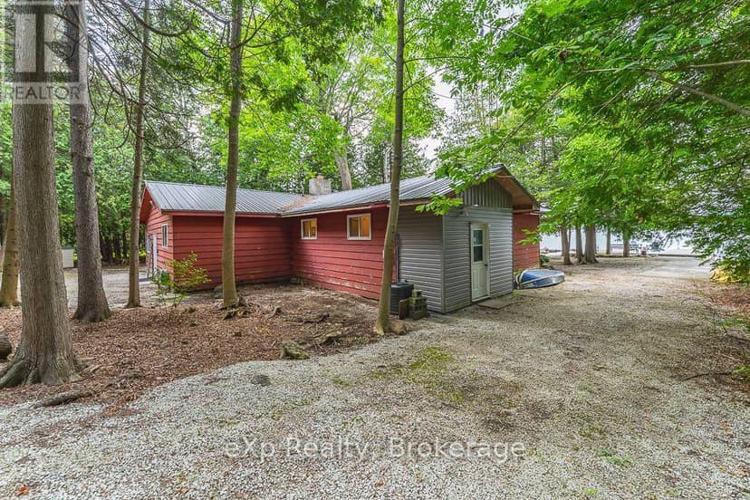 163 Mallard Street — photo 2 of 40