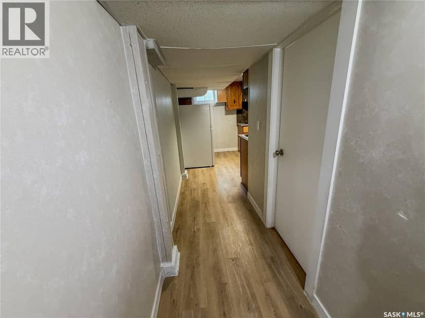 228 8th AVENUE E — photo 29 of 40
