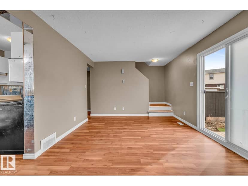221 Harrison Dr NW NW — photo 17 of 37