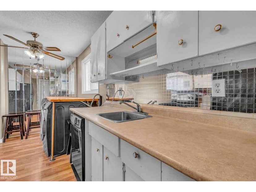 221 Harrison Dr NW NW, Edmonton, photo 8