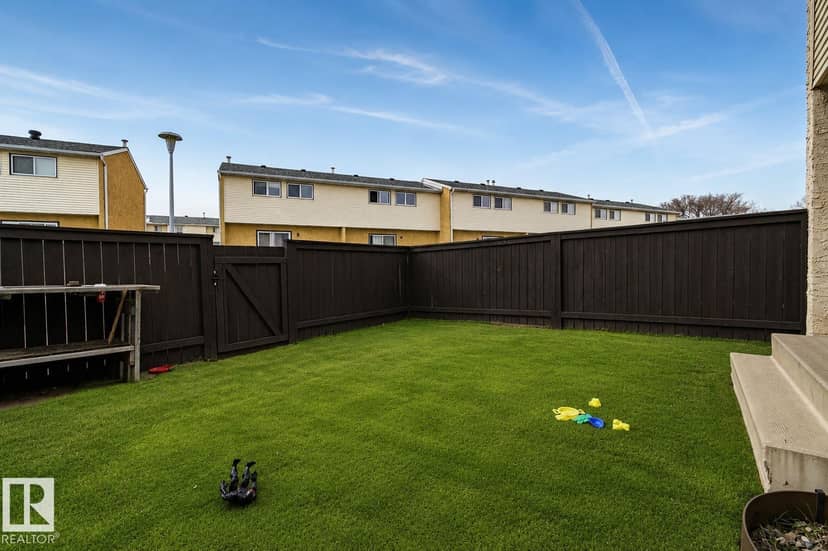 221 Harrison Dr NW NW, Edmonton, photo 5