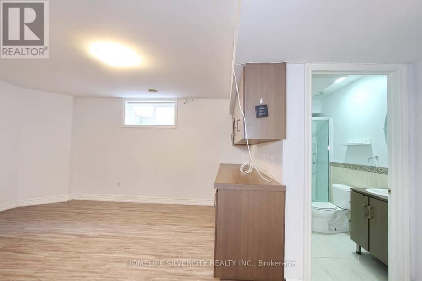 4 Byng Avenue — photo 38 of 40