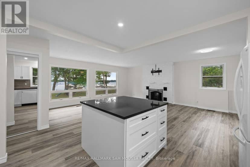 208 Baillie Avenue — photo 9 of 40