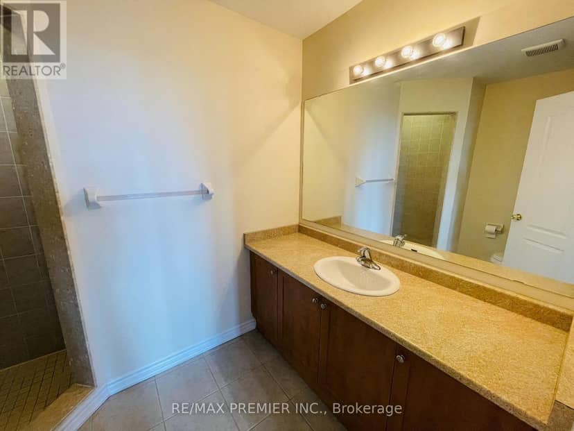 32 Shiff Crescent — photo 17 of 31