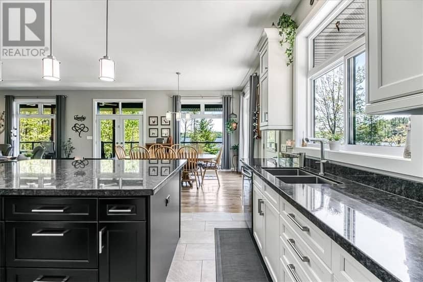 25 Carla's Lane, Blind River, photo 4
