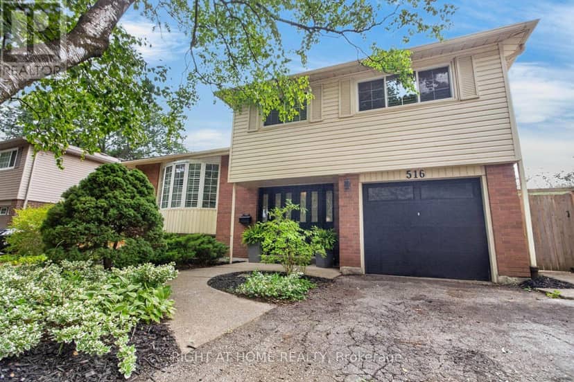 516 Kenmarr Crescent — photo 1 of 40