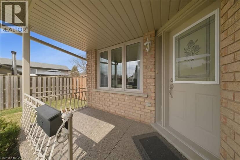 200 MORRISON Drive, Caledonia, photo 5