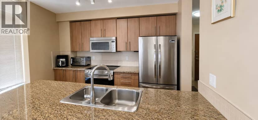 3306 898 CARNARVON STREET, New Westminster, photo 2