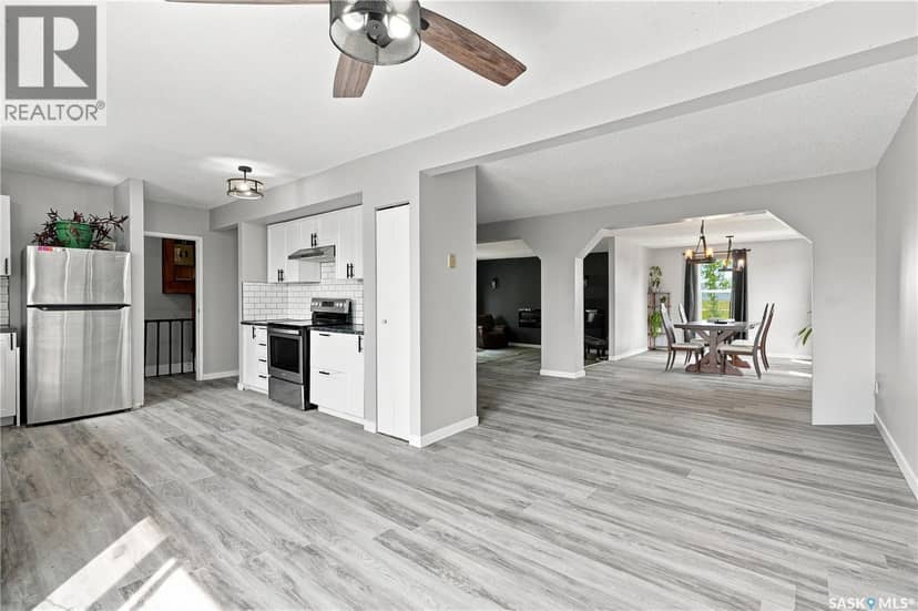 Perron Acreage — photo 5 of 40