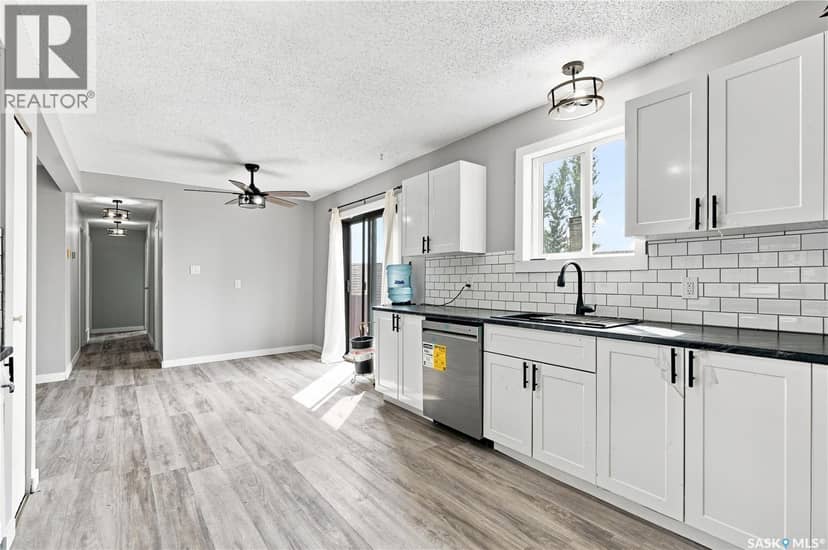 Perron Acreage — photo 7 of 40