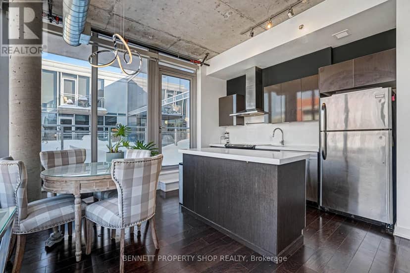 811 - 360 McLeod Street — photo 4 of 15