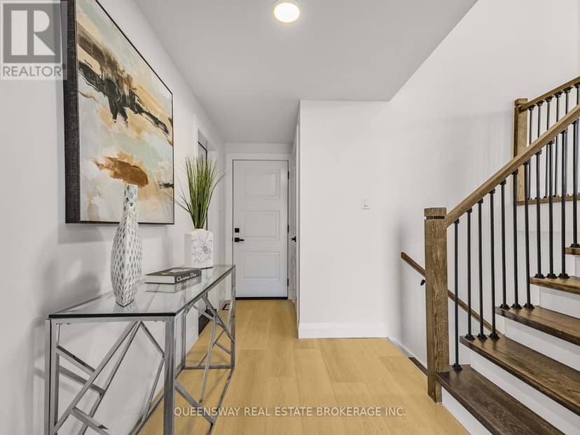 1128 Pinegrove Road — photo 4 of 36