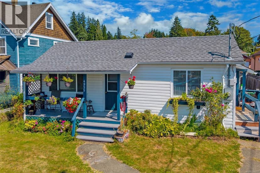 4955 Elizabeth St — photo 1 of 20