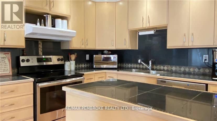 16 Wolfe Avenue — photo 10 of 27
