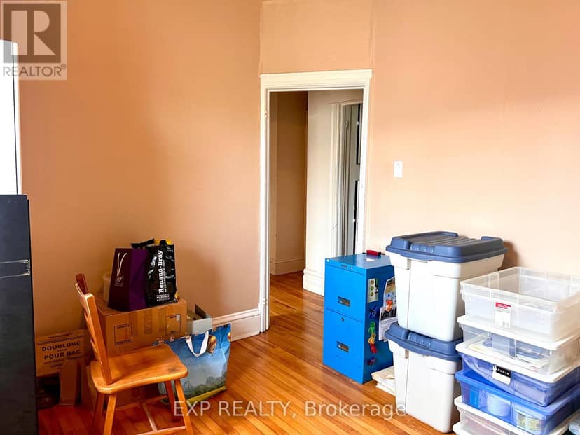 107 Spadina Avenue — photo 19 of 23