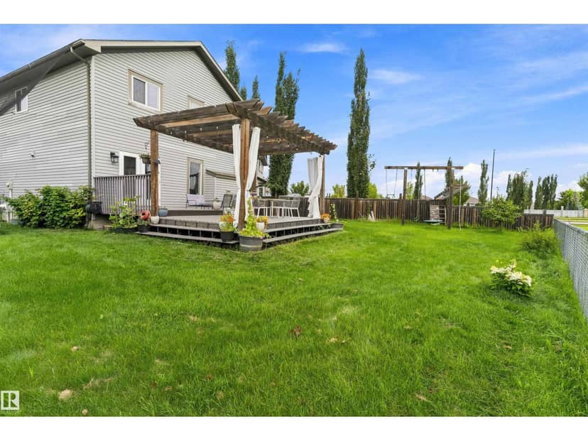 20845 92A AV NW NW — photo 12 of 40