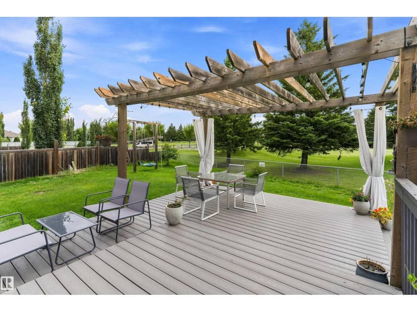 20845 92A AV NW NW — photo 14 of 40