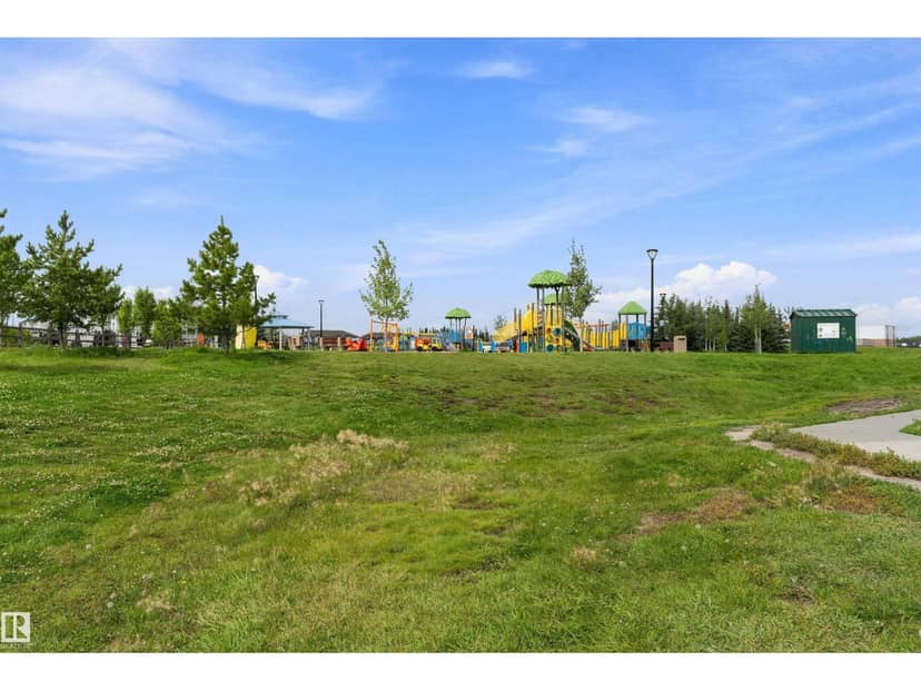 20845 92A AV NW NW, Edmonton, photo 2