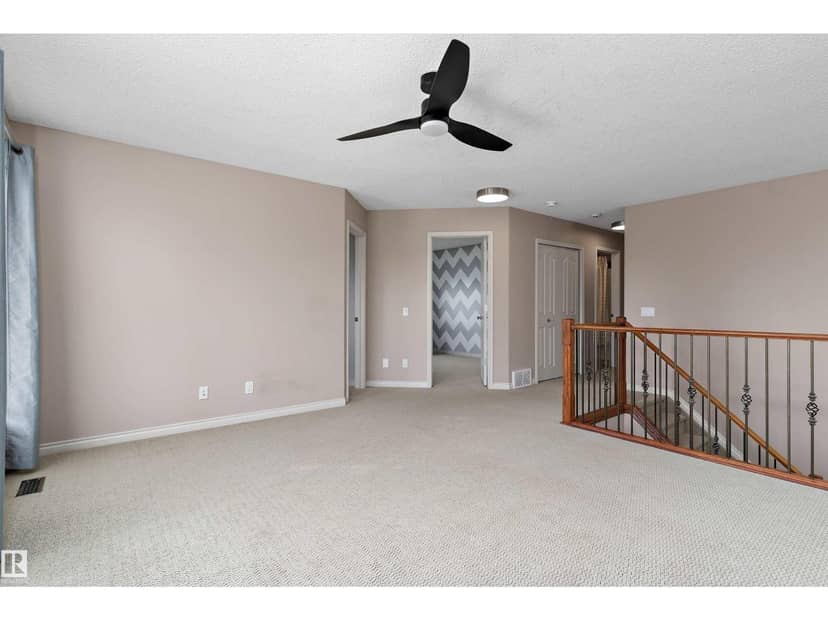 20845 92A AV NW NW — photo 39 of 40