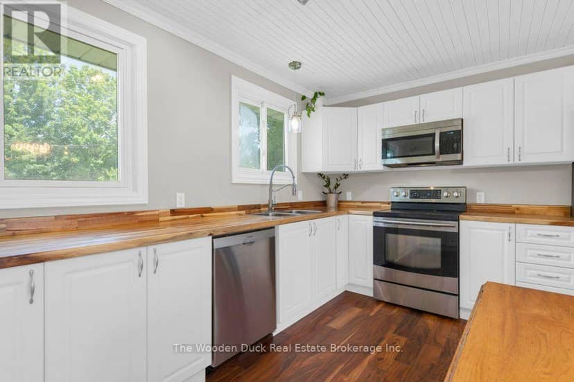 7 Kerry Circle — photo 11 of 40