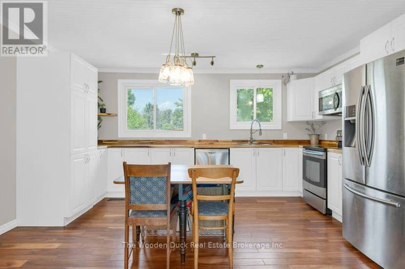 7 Kerry Circle — photo 9 of 40