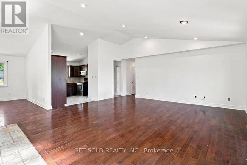 209442 26 Highway W — photo 15 of 35