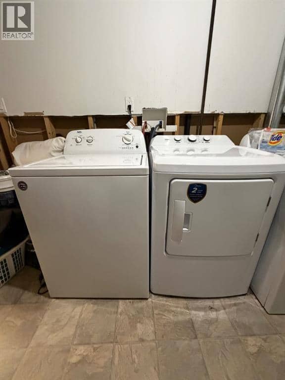 708 6 Street — photo 14 of 21