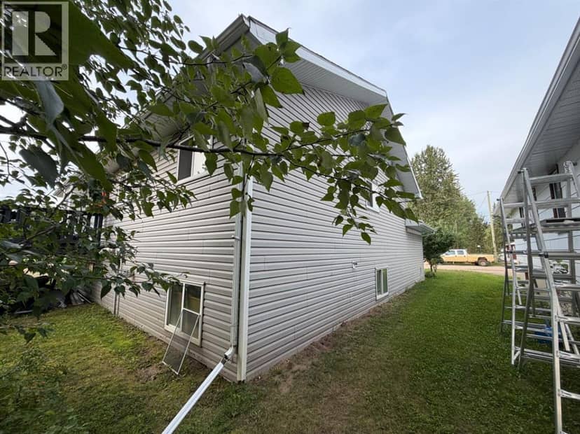 708 6 Street — photo 21 of 21