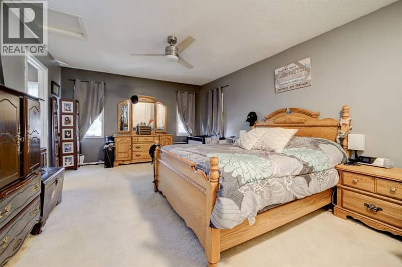 222 McEwan Street — photo 12 of 40