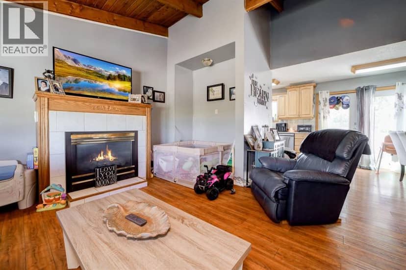 222 McEwan Street, Granum, photo 6