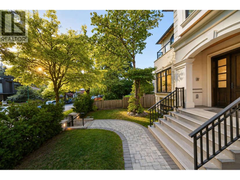 4627 W 15TH AVENUE, Vancouver, photo 2