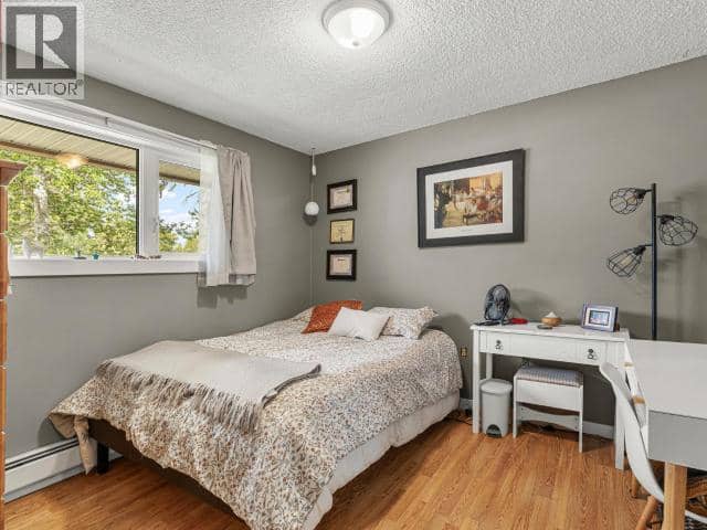 8 11th Avenue — photo 19 of 40