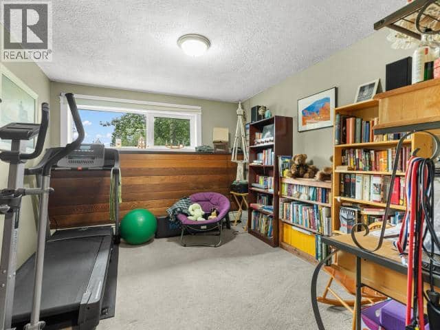 8 11th Avenue — photo 29 of 40