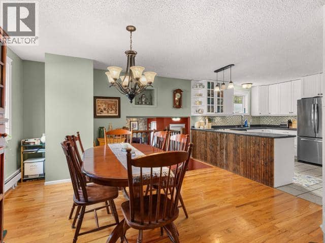 8 11th Avenue — photo 9 of 40