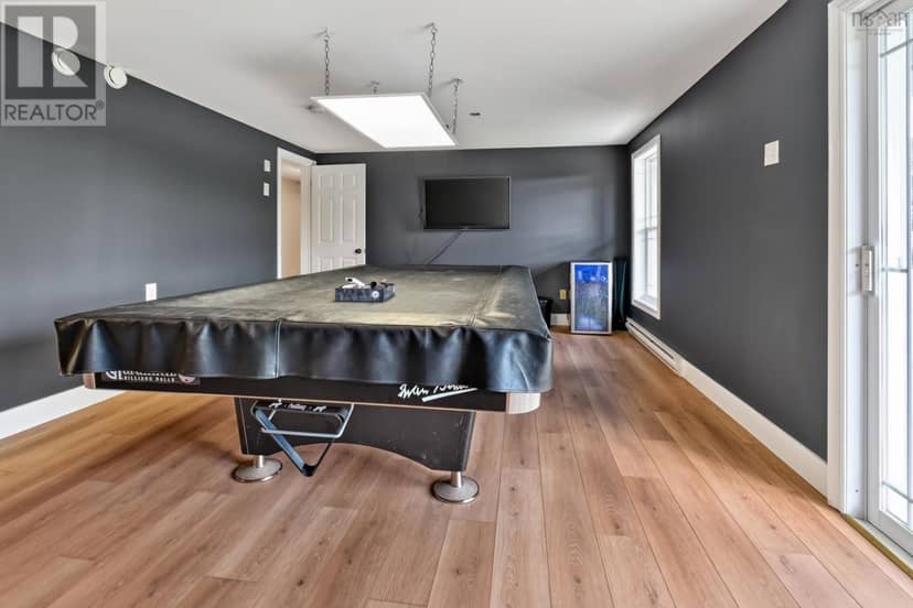 33 Matway Drive — photo 32 of 40