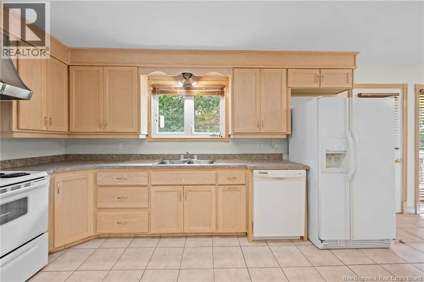 95-97 Pleasant Street — photo 18 of 40