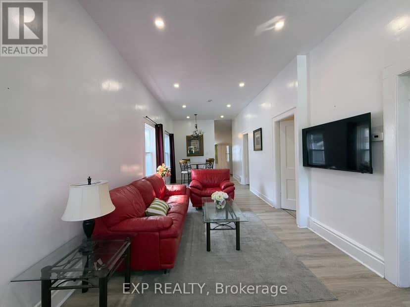 1025 York Street — photo 10 of 22