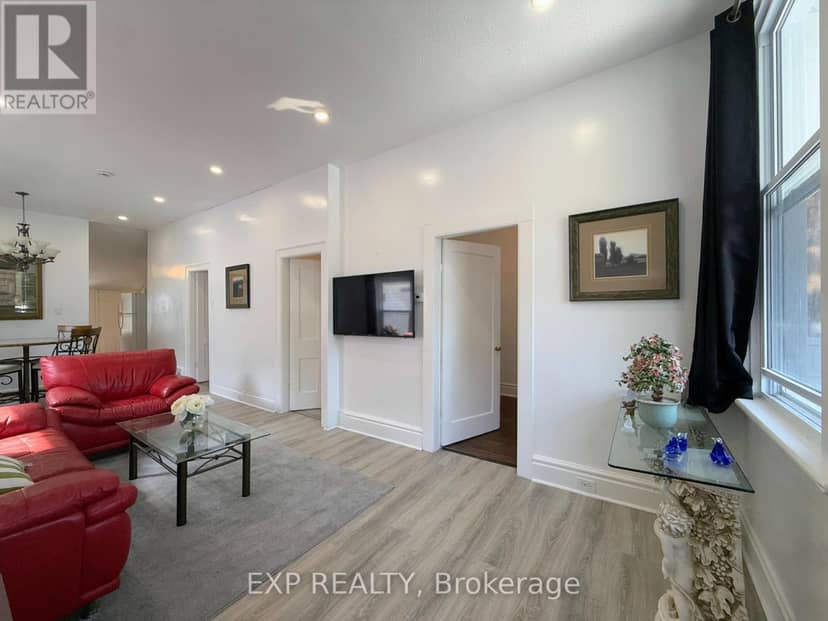1025 York Street — photo 8 of 22