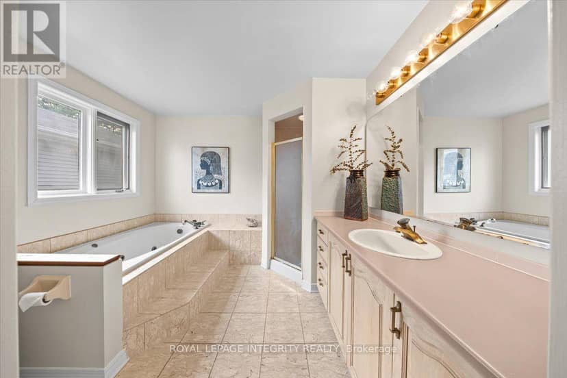 1 Strathbury Street — photo 23 of 40