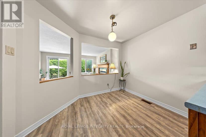 1 Strathbury Street — photo 9 of 40