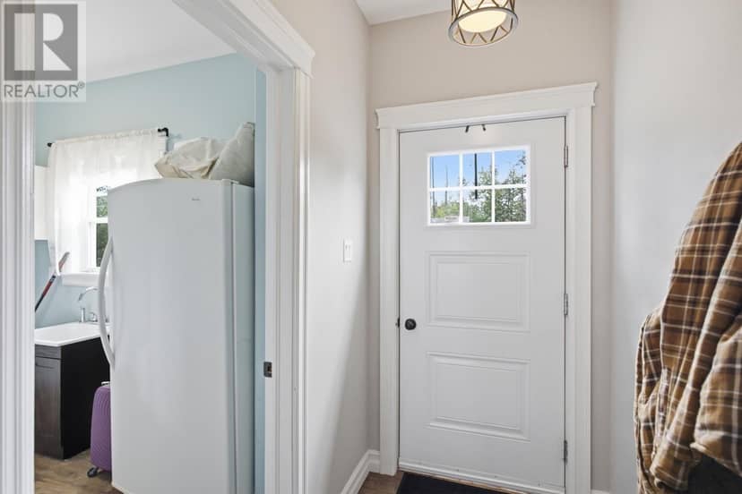 6 Riverbank Road — photo 20 of 40