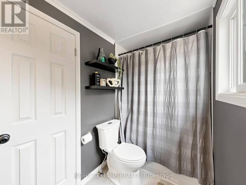 207 Hickling Trail — photo 39 of 40
