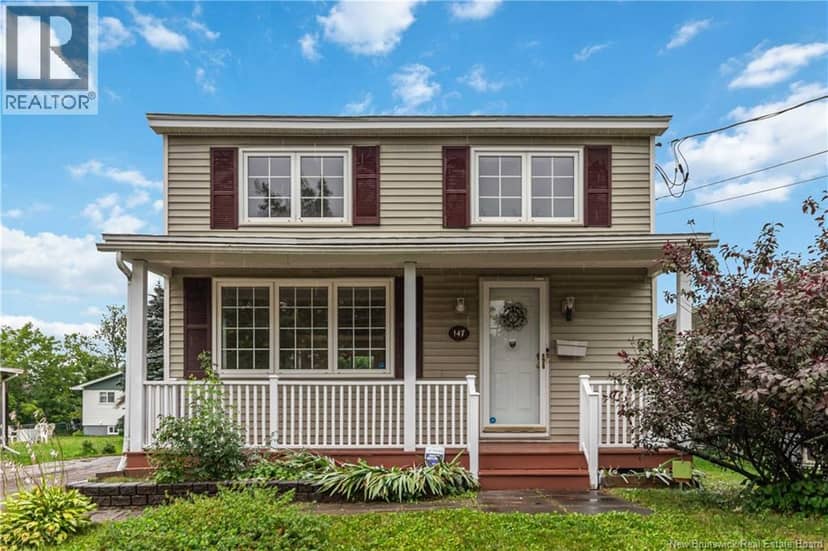 147 Waverley Avenue — photo 1 of 32