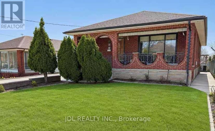 40 Montana Avenue — photo 1 of 19