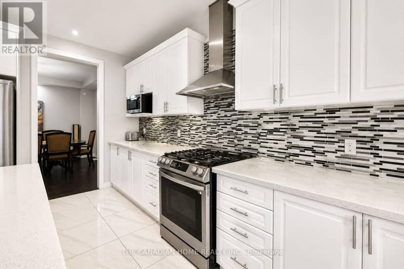 23 Chaumont Drive — photo 15 of 40