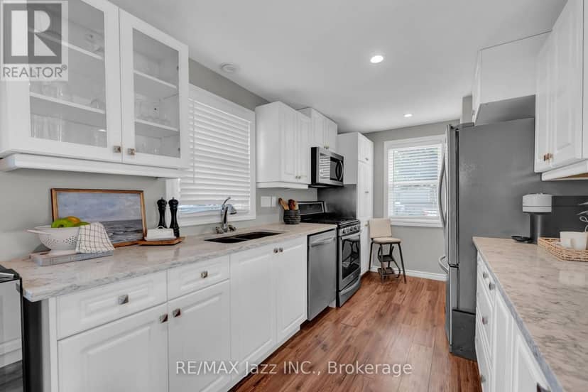 8 Wheelhouse Drive — photo 13 of 40